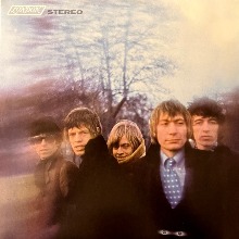 Between The Buttons (US)